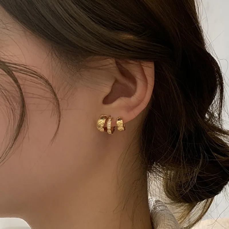 2020 золотые Асимметричные геометрические круглые Спиральные серьги-гвоздики с