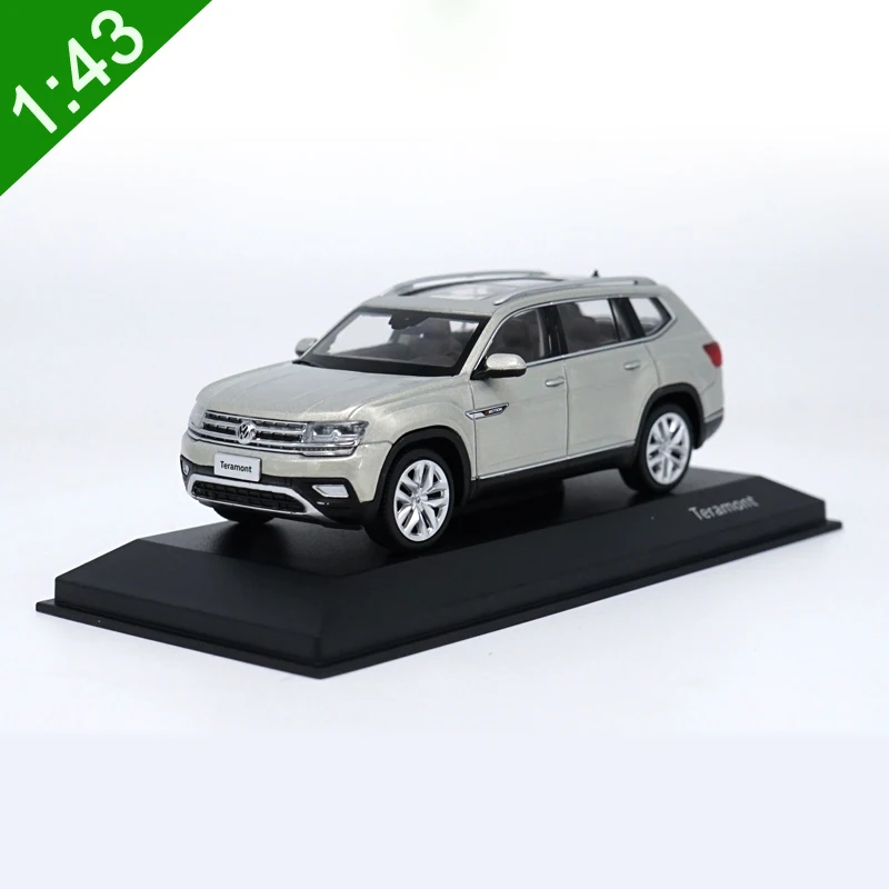 Высокая тщательная 1:43 VW TERAMONT2017 модель автомобиля из сплава статического металла