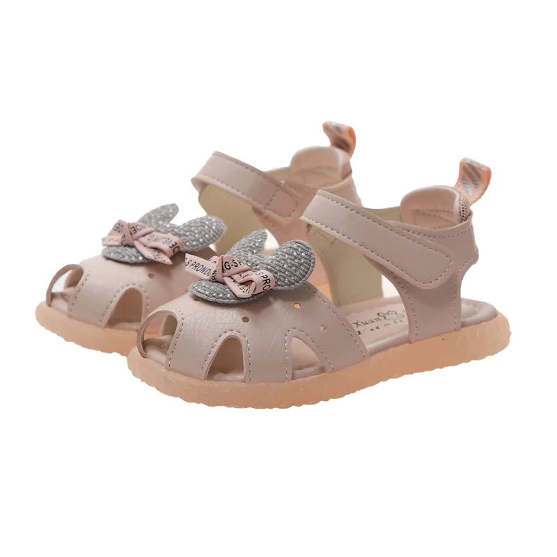 

Girls Fashion Sandals Summer New Velcro Wrap Soft Soles Baby Shoes Girls Versatile Cartoon Flash Shoes