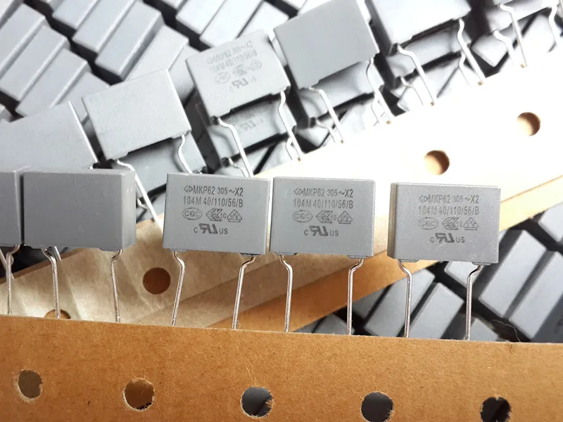 Новый и оригинальный предохранительный конденсатор MKP62 305 в X2 104 м 275 В x2F штырь: 10