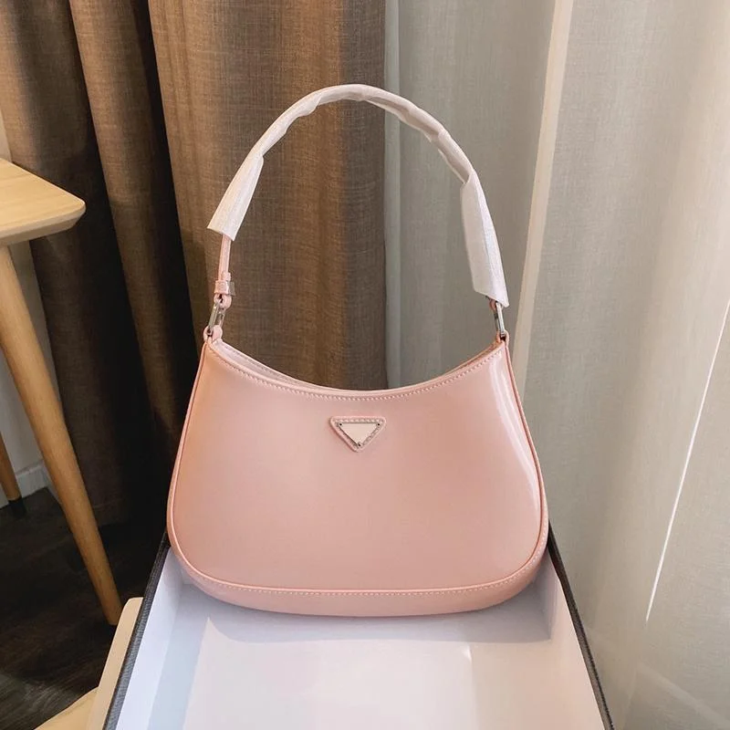 

2021 New Trendy Underarm Bag Middle-aged Baguette Bag Shiny Fashion All-match Shoulder Bag-B2159