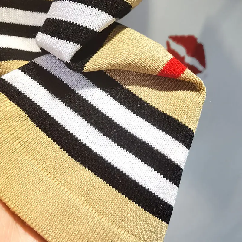 

2021 All-Matching Short-Sleeved Striped T-shirt Women's Loose Ice Silk Knitted Thin Classic Summer New Top