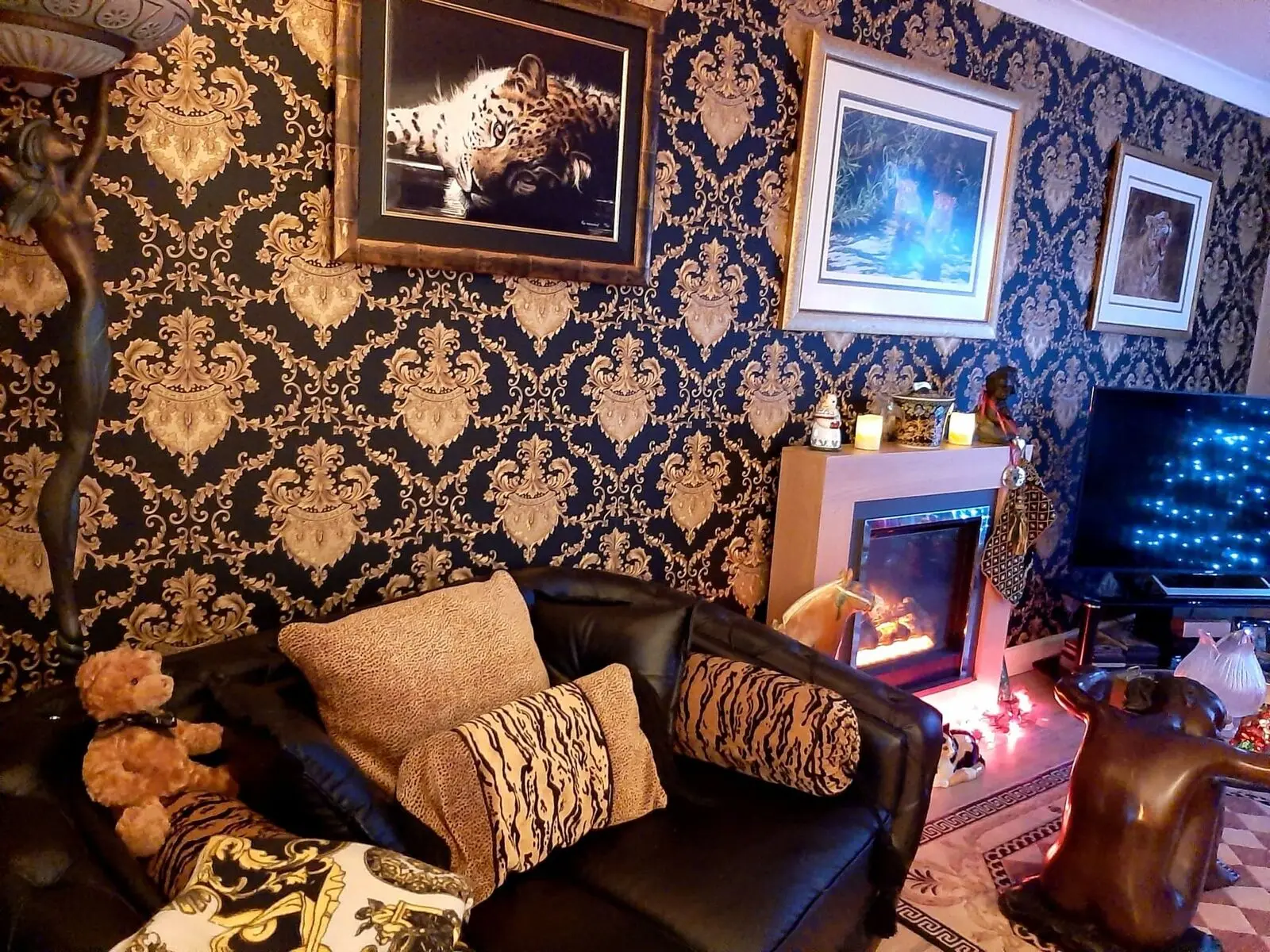 

High Grade Black Gold Luxury Embossed Texture Metallic 3D Damask wallpaper for wall Roll washable Vinyl PVC Wall Paper