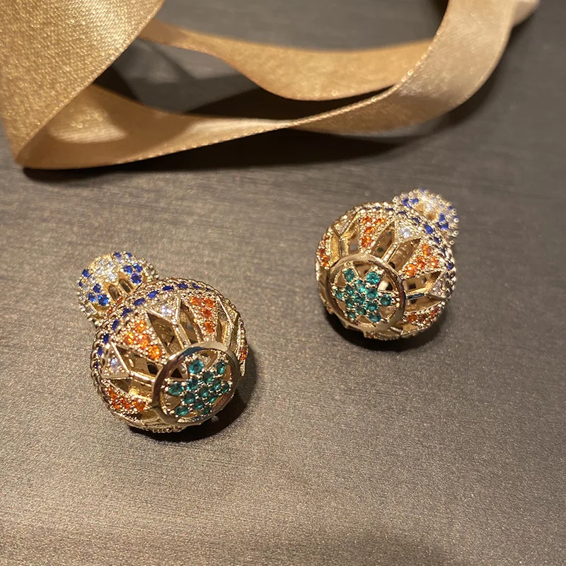 Новинка крупные Двухсторонние серьги гвоздики с большими шариками в простом