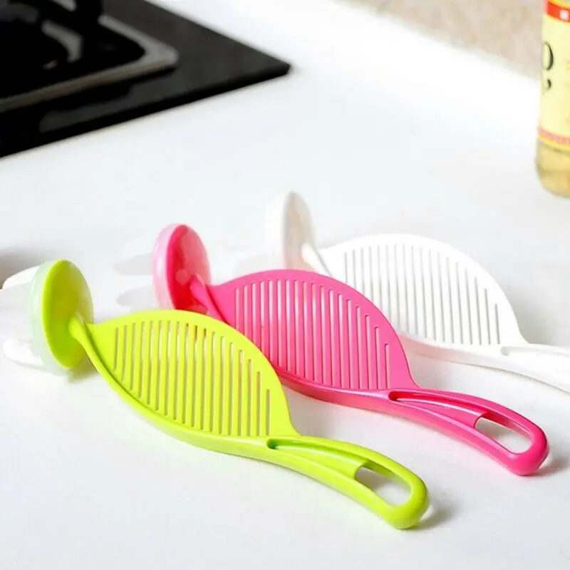 

1Pc Plastic Rice Washer and Strainer for Easy Handling Rice Cleaner Washing Rice Practical Detachable Kitchen Tools Random Color