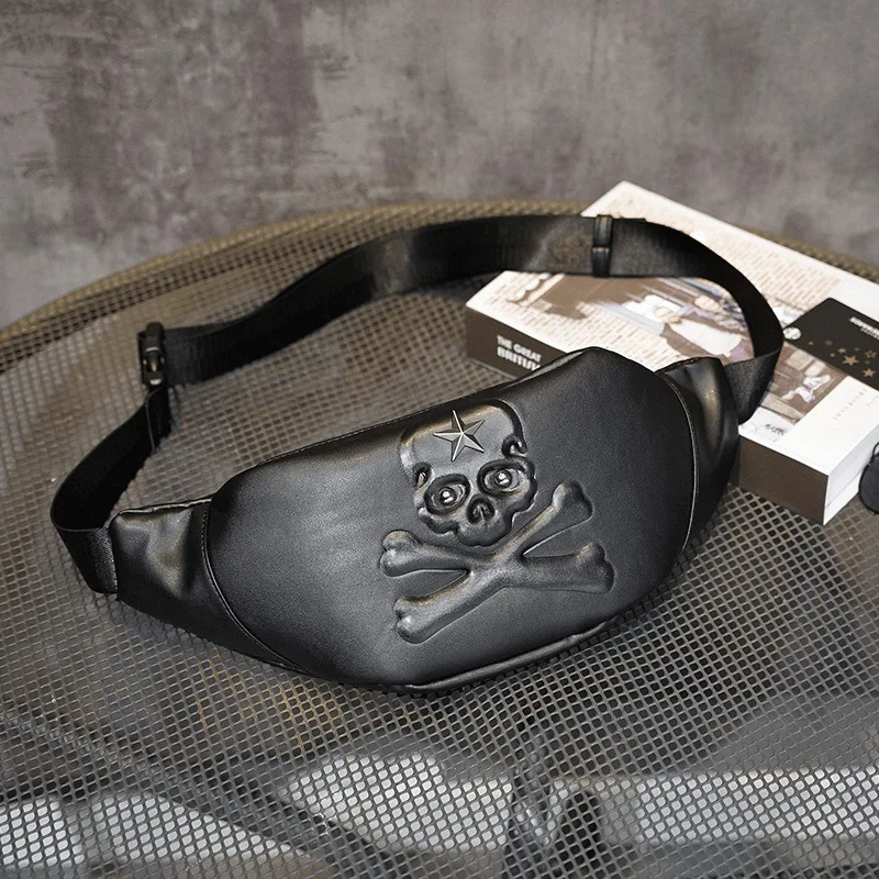 Мужская сумка слинг с 3d черепом из спилка| |