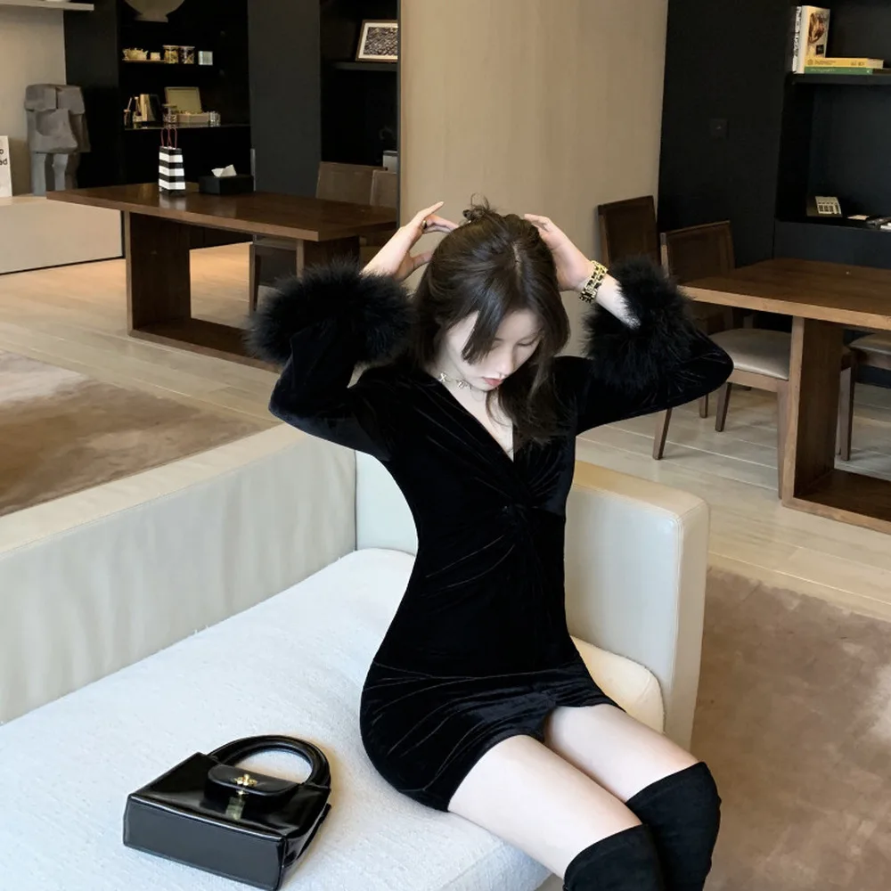 

2021 New Vintage Fashion Sexy V-Neck Dress Twisted Slim Slimming Black Dresses Velvet Base Spring Summer Retro Dress