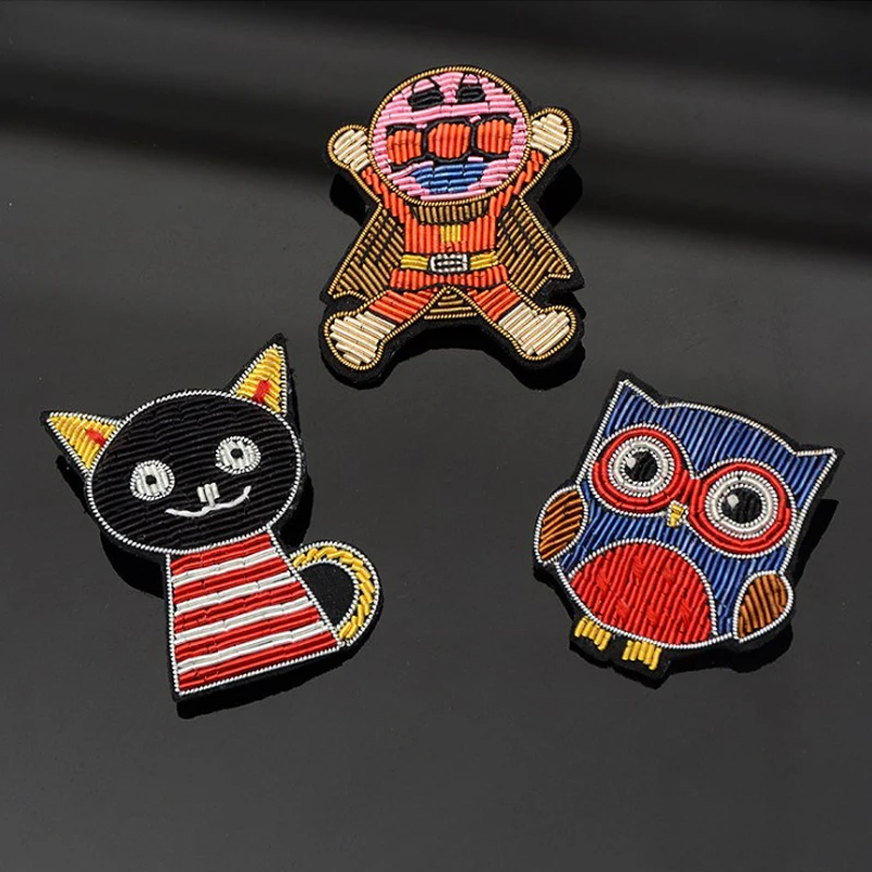 

Hand-Embroidered Indian Silk Cartoon Badge Brooch High-End Female Anti-Glare Buckle Neckline Pin Clothes Bag Accessories