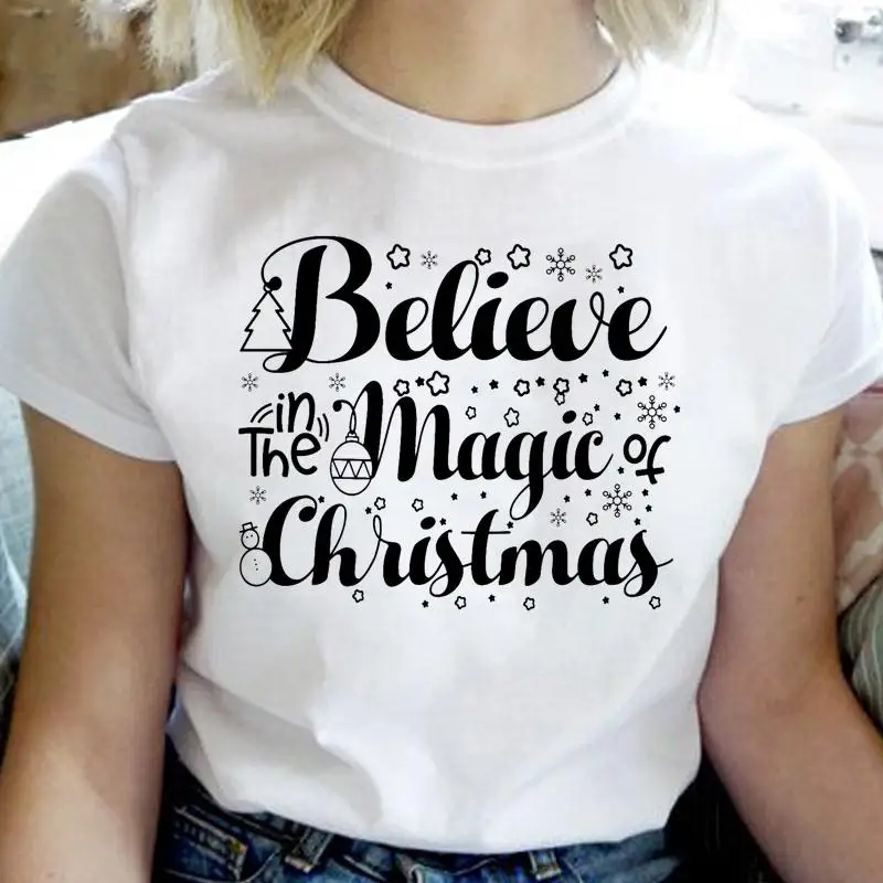 

Женский топ с надписью в виде снежинки 2022, одежда с мультяшным принтом на Рождество, новогодняя Праздничная футболка, зимняя женская футбол...