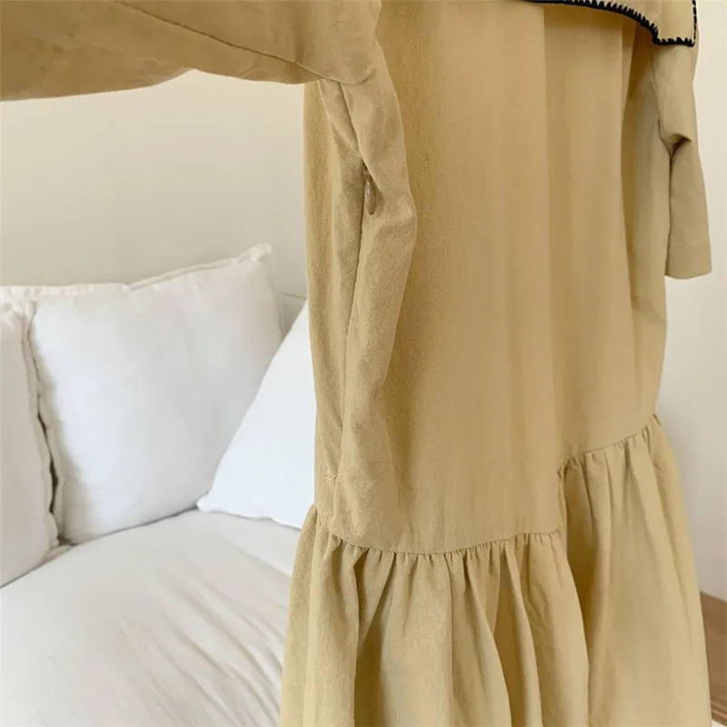 

Large lapel dress
