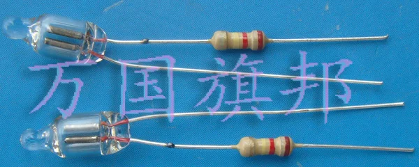 Бесплатная доставка. Неоновая сигнальная лампа и резистор подключенные к 220 В 5*12