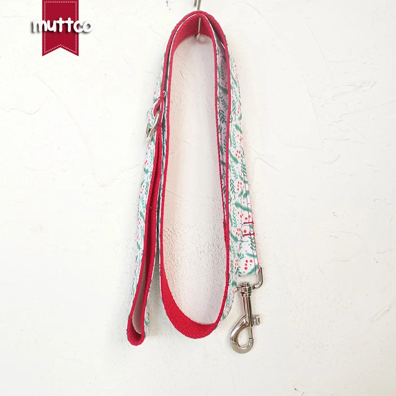 

MUTTCO retailing self-design dog leash THE CHRISTMAS LEAVES handmade poly satin and nylon 5 sizes dog leash UDL096