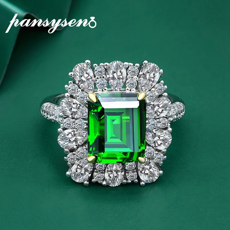 

Кольцо женское из серебра 925 пробы, с изумрудом, 9 х11 мм