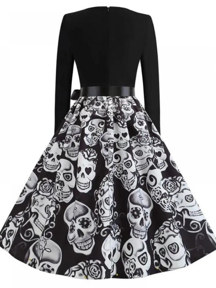 

Женское платье с круглым вырезом, длинным рукавом и принтом черепа