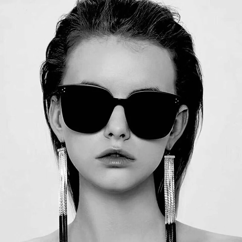 

Vintag Cat Eye Sunglasses Woman Brand Designer Big Frame Sun Glasses Female Cateye Shape Retro Rivet Black Mirror Oculos