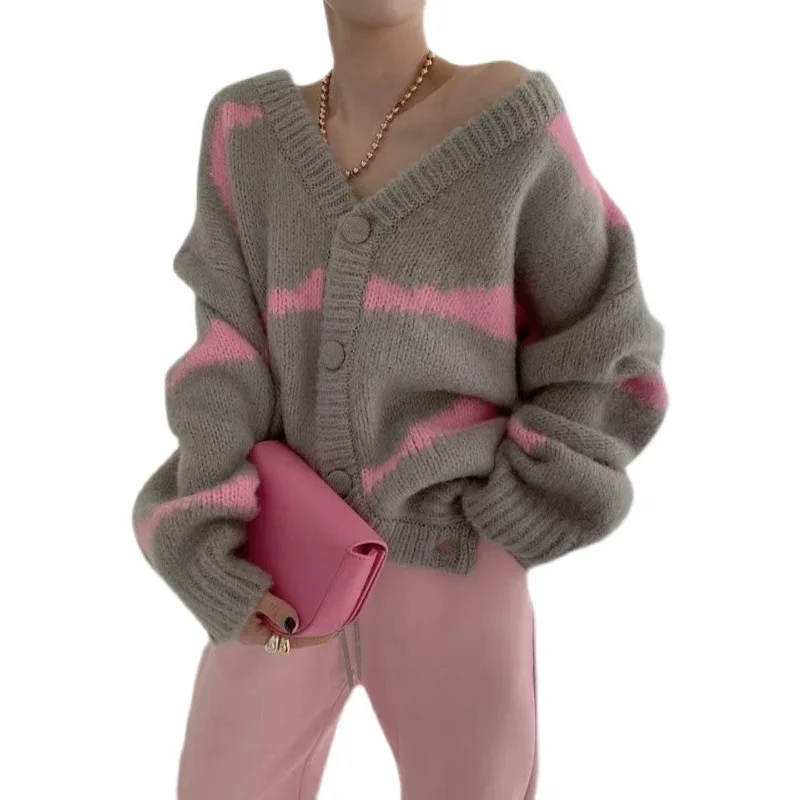 

Korean knitted striped cardigan sweater jacket women 2021 loose lazy outer wear color matching V-neck sweater cardigans trend