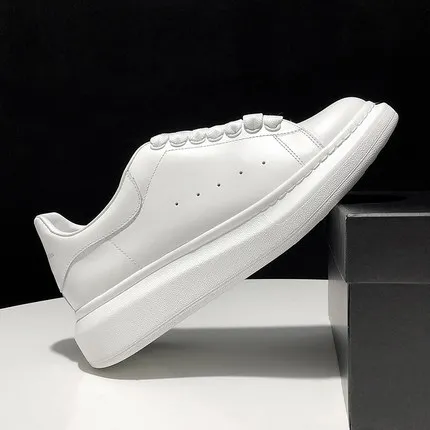 

2020 new white shoes for men and women all-match leather thick-soled sports shoes casual couple shoes high quality casual shoes