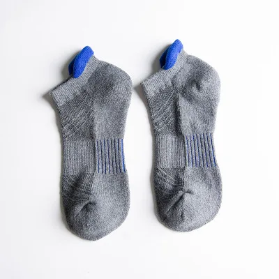 gray Мужские носки, белые, черные, серые короткие однотонные тонкие носки-лодочкой для мужчин, спортивные невидимые мужские хлопковые носки, европейские размеры 39-45, Meias - Цвет: gray