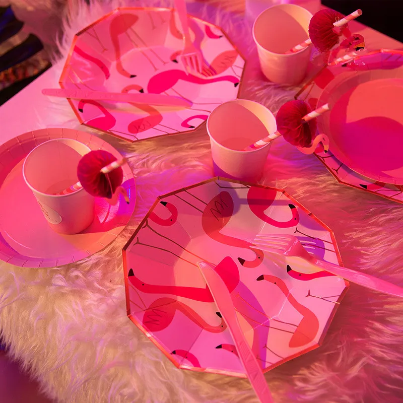 

2021 Summer Holiday Disposable Paper Plates Cups Spoon Fork Tableware Decoration Tropical Party Supples