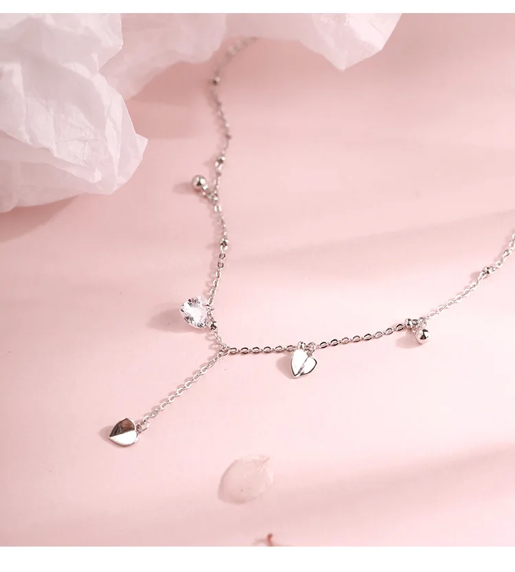 Ожерелье-чокер женское из серебра 925 пробы с кристаллами в форме сердца |