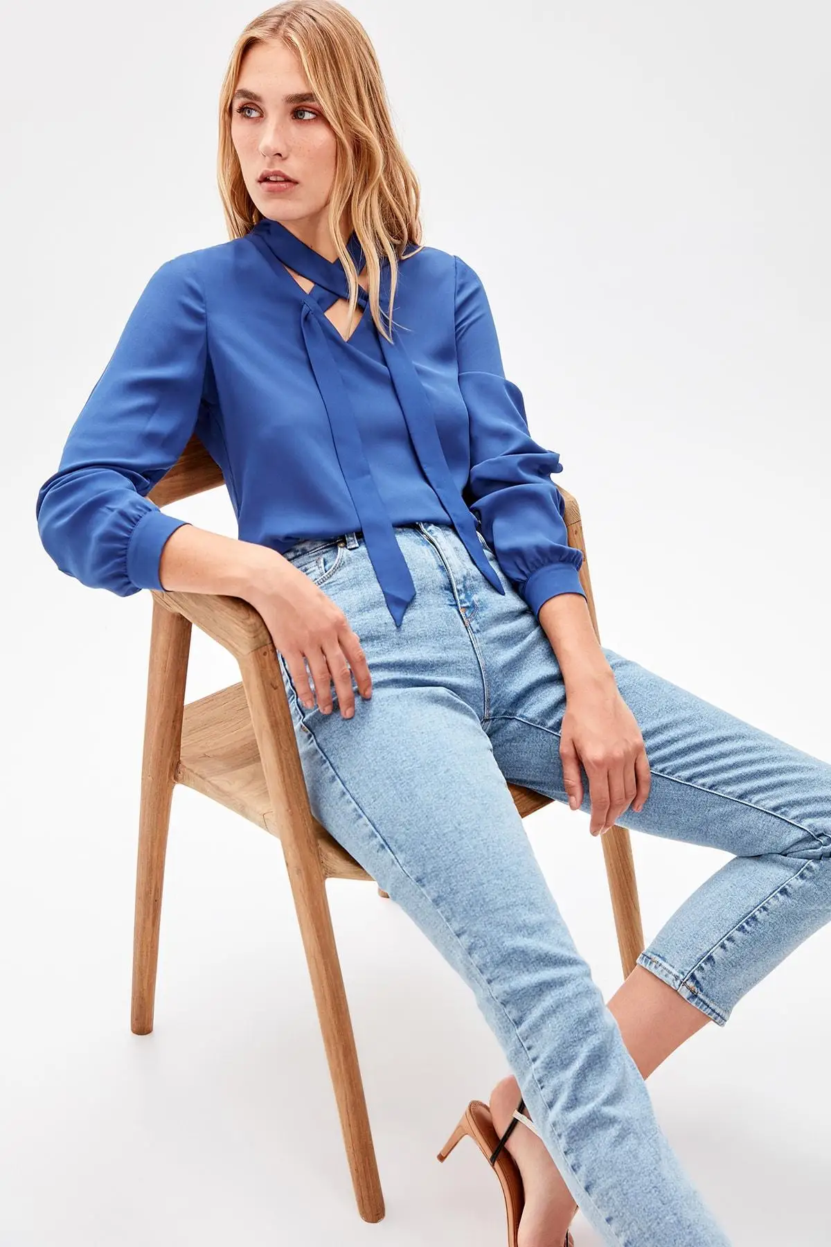Trendyol темно-синяя шнуровка detayl'bluz TWOAW20BZ0238