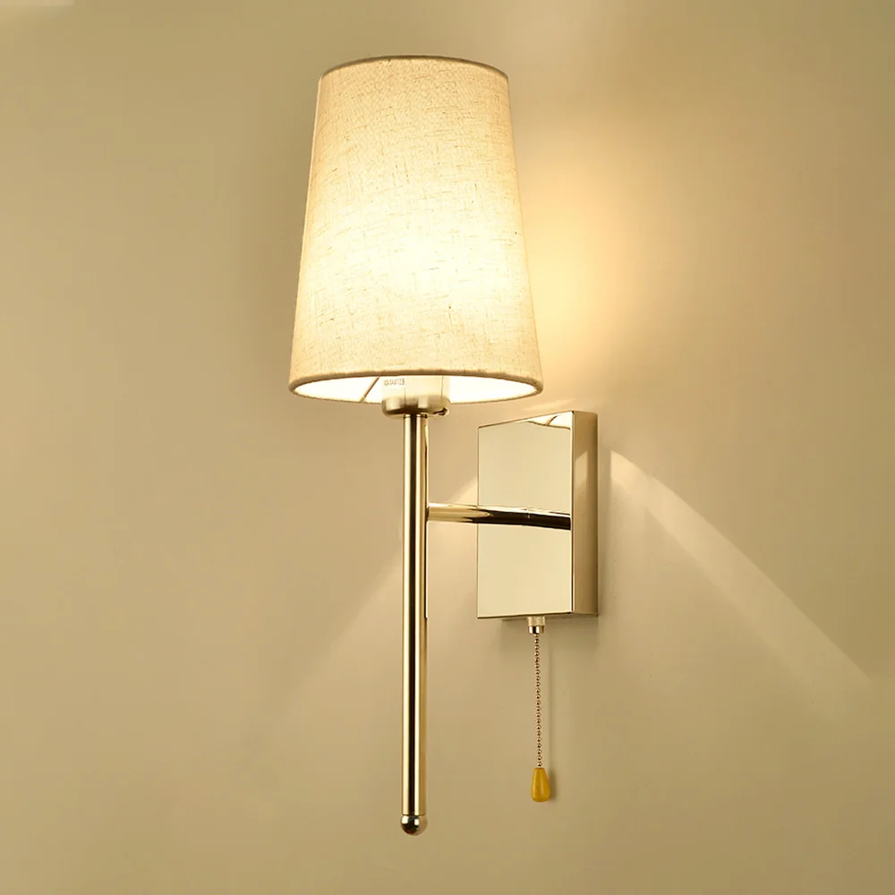 Настенный светильник Zerouno стеклянный/тканевый абажур серебряный корпус