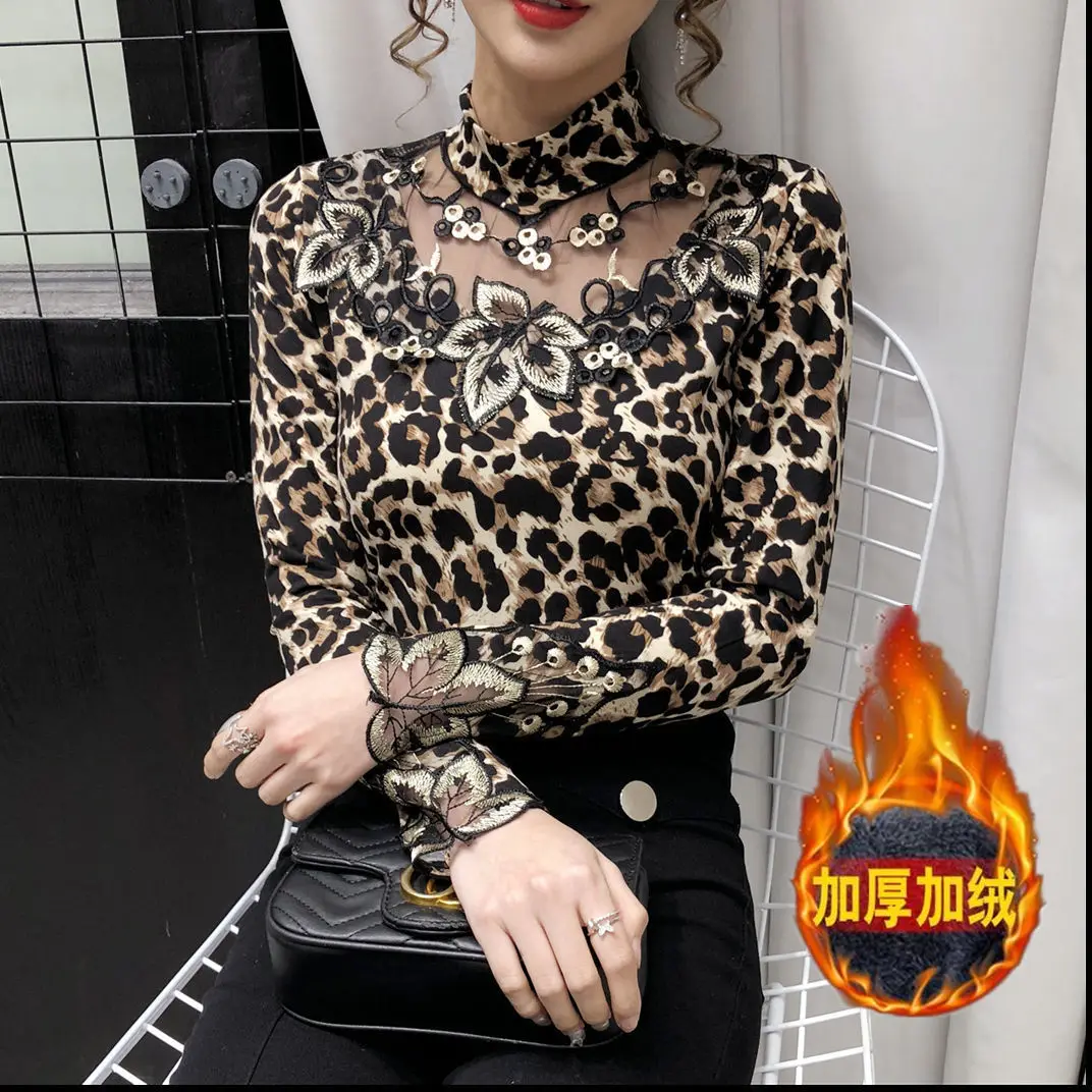 Женские футболки с леопардовым принтом Топ длинным рукавом и кружевной вышивкой