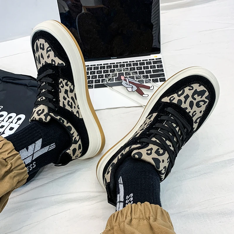 

2021 Men's Fashion Trend Sneakers Comfortable Man Casual Shoes Outdoor Non-slip Footwears Breathable Men Shoes Zapatos De Hombre