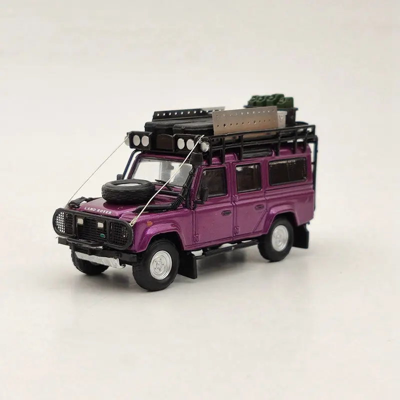 

Master 1:64 For L-R Defender 110 Diecast Models Toys Car with Luggage Rack Collection Purple