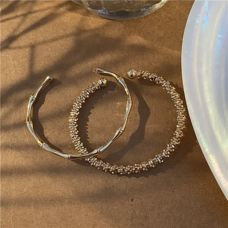 

Luxury Female White Crystal Bracelet Trendy Gold Color Open Bracelets For Women Charm Bride Geometry Zircon Party Bracelet