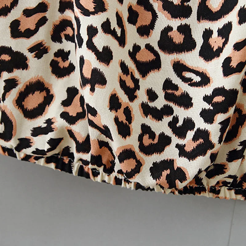 Детская одежда для девочек 2020 модная крутая летняя на бретельках с цветами топ