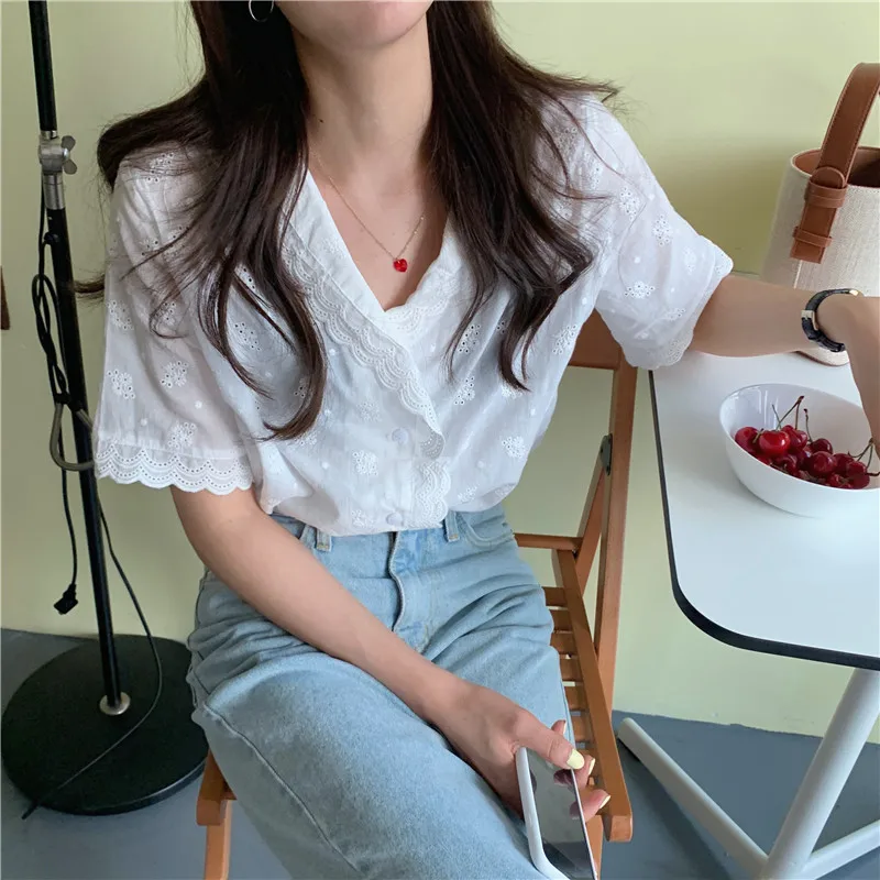 

BornSra Sweet Hollow Out Floral Embroidery Shirt Women 2020 New Summer Korean Style Elegant Blouses Short Sleeve White Tops