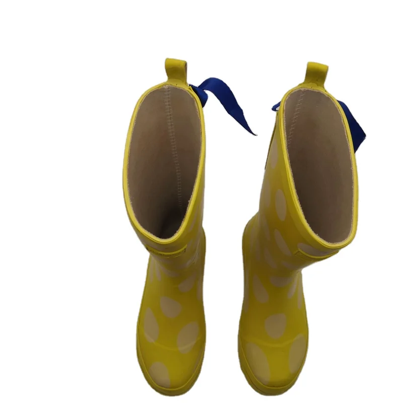 

Promotional gift sales oem service matt yellow runner outsole waterproof custom made ladies gumboots