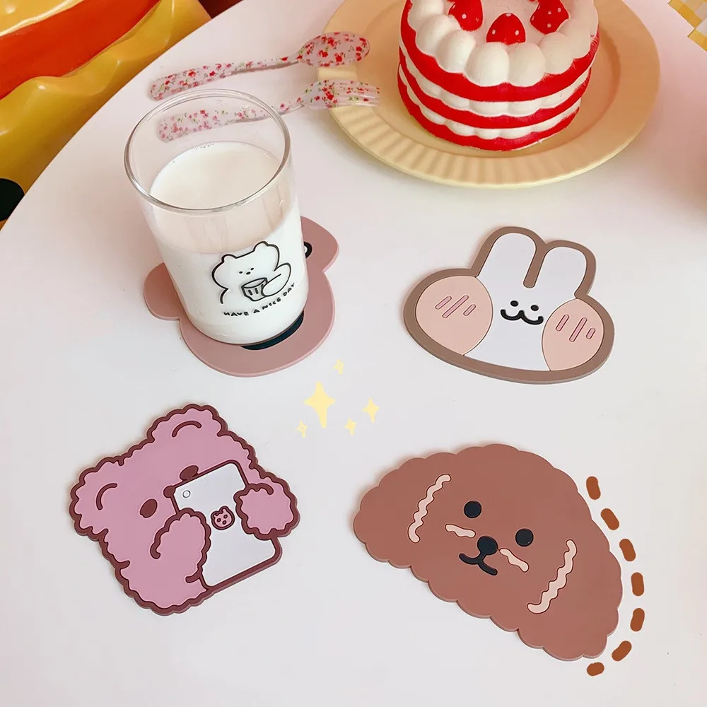 

Creative Cute Small Coaster Non-slip Silicone Insulation Pad Household Waterproof And Heat-resistant Dining Table Small Mat 1PCS