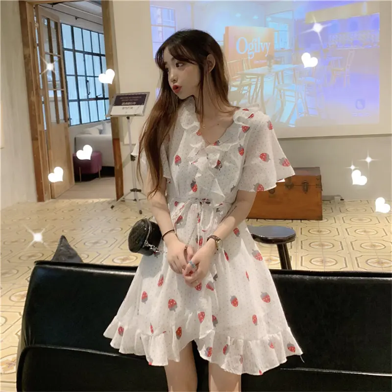 Мини-платье женское шифоновое ТРАПЕЦИЕВИДНОЕ с коротким рукавом и V-образным