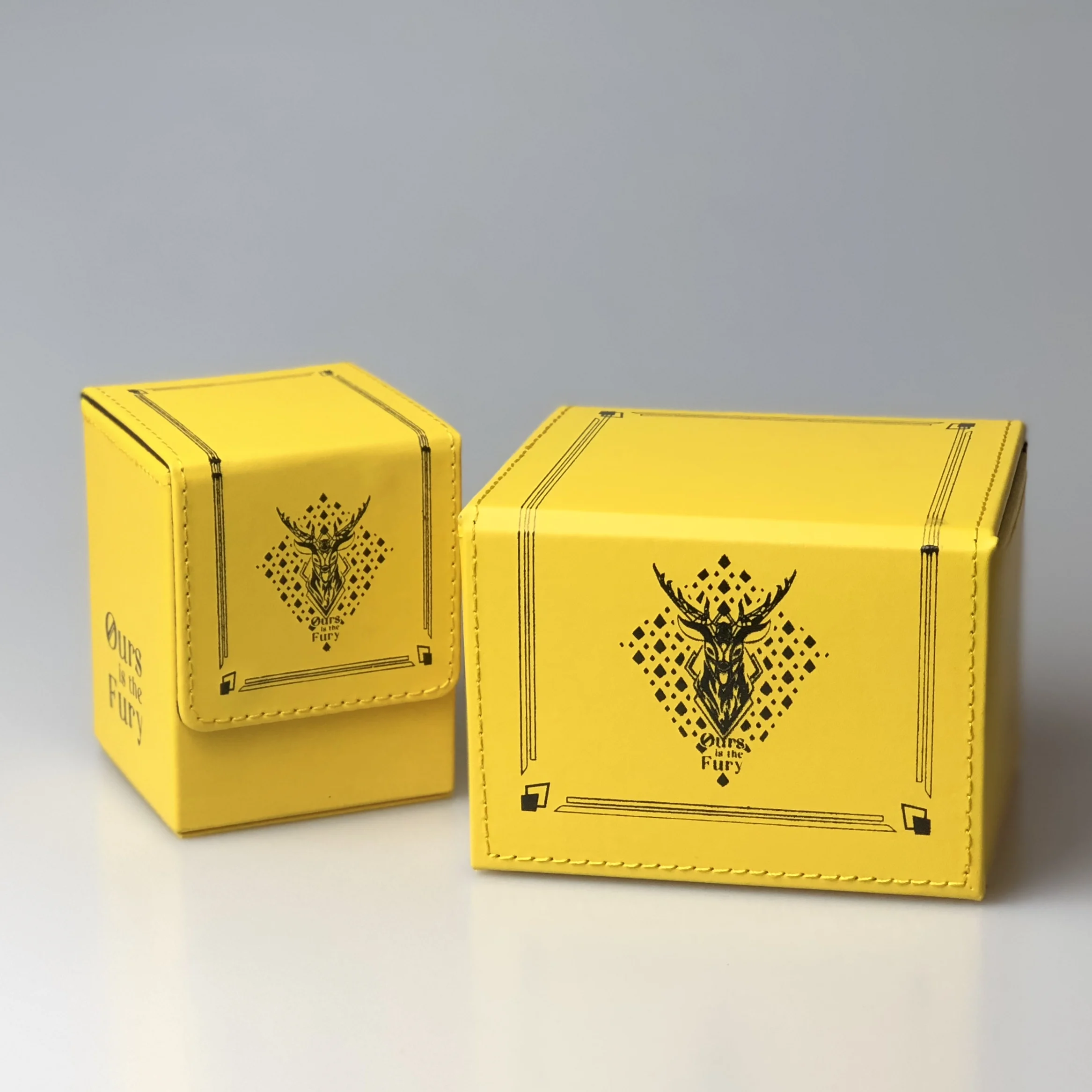 

100+ TW Cards Storage Box PTCG Board Game Cards Game King Cards Deck Box Gathering Classic Cards Case