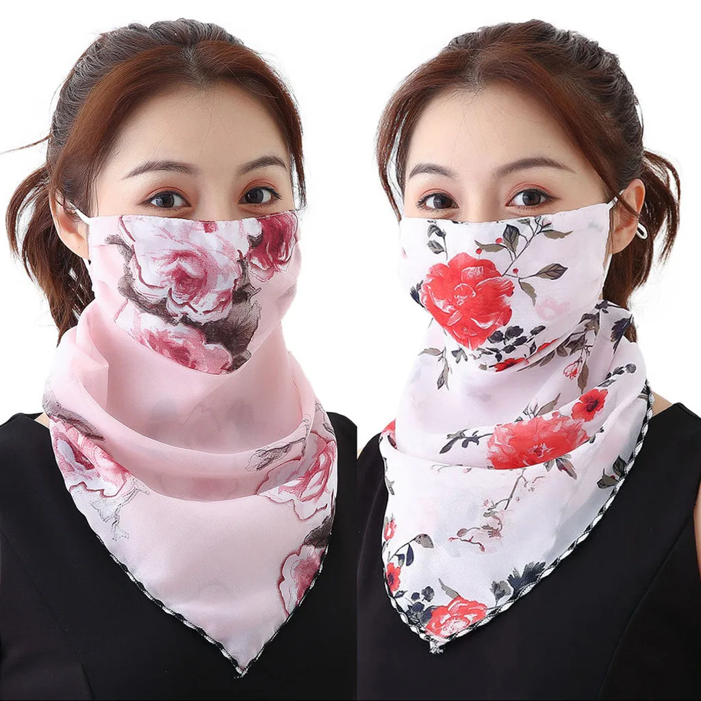 

2pcs Flower Print Seamless Magic Scarf Ear Hook Sports Scarf Neck Tube Face Dust Riding Bandana Uv Protection Neck Gaiter Scarf