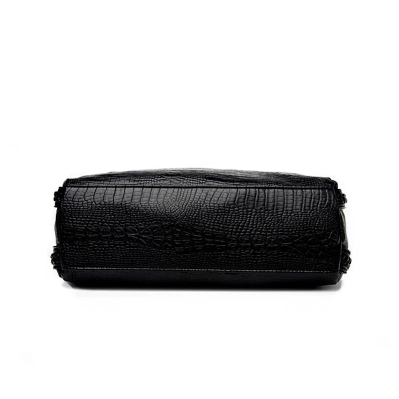 Женская вместительная сумка через плечо однотонная Черная Сумка тоут с узором