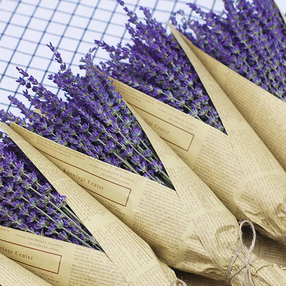 1 букет сушеных цветов лаванды с крафт бумажной упаковкой домашнее