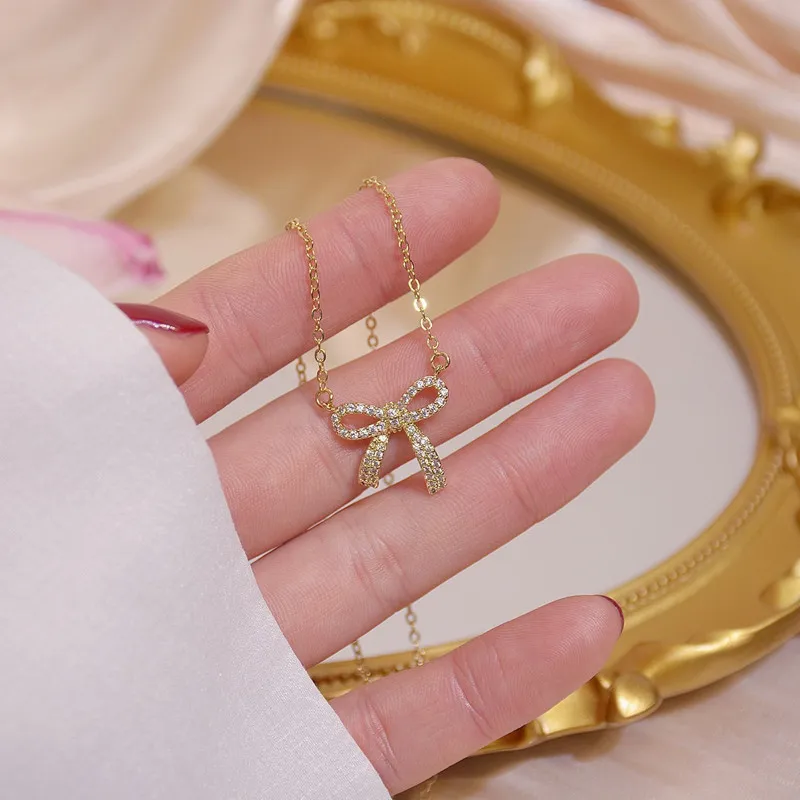 

Romantic Charm Brilliant Bowknot Lady Necklace For Women 14k Real Gold Super Shining Zircon Clavicle Rope Charin Stylish Gift