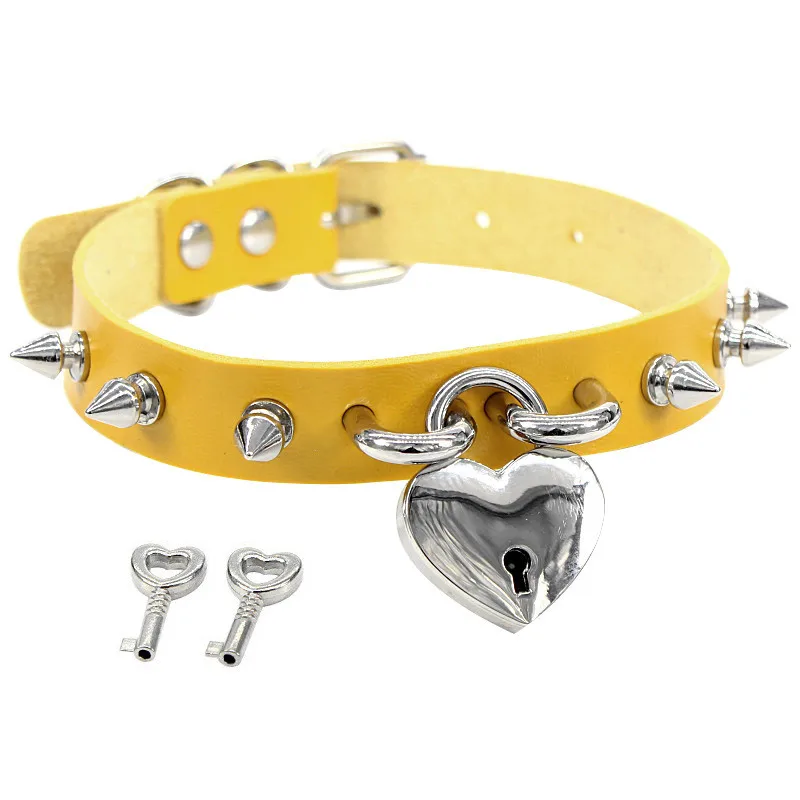 Женский ошейник в стиле панк черный из искусственной кожи с шипами готический