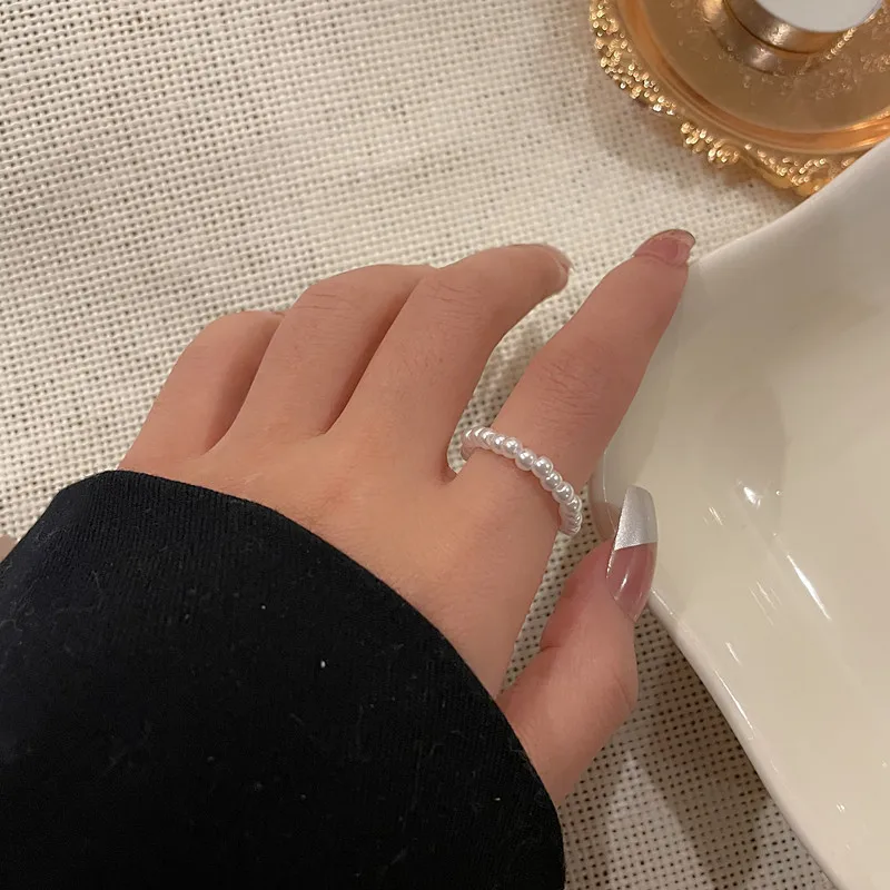 Женское эластичное кольцо с бусинами регулируемое неправильной геометрической