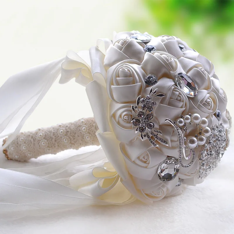 

Wedding Supplies Golden Romantic Bride Holding Bouquet Gemstone Bouquet Crystal Wedding Bouquet