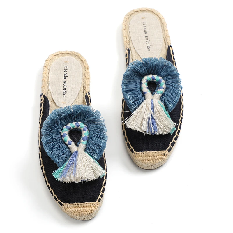 

2021 Summer New Furry Slippers Women Rubber Hemp Colors Spring Summer Tassel Fluffy Ball Canvas Mule Shoes Espadrilles Slides