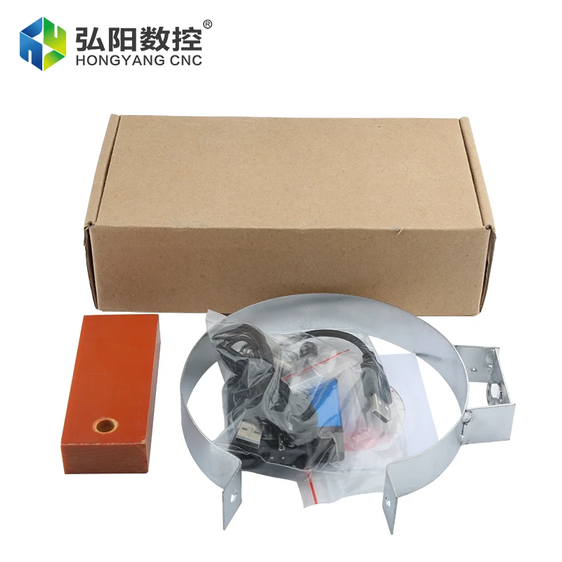 Беспроводной маршрутизатор с ЧПУ и надписью высокоточный автоматический станок