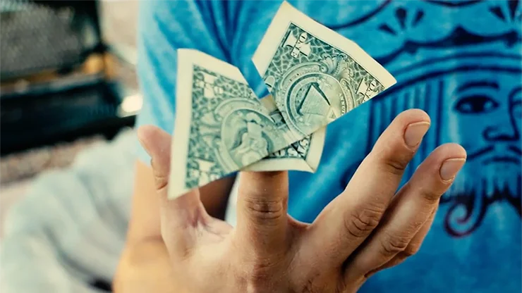 

Moneymorphosis by Dallas Fueston , magic trick