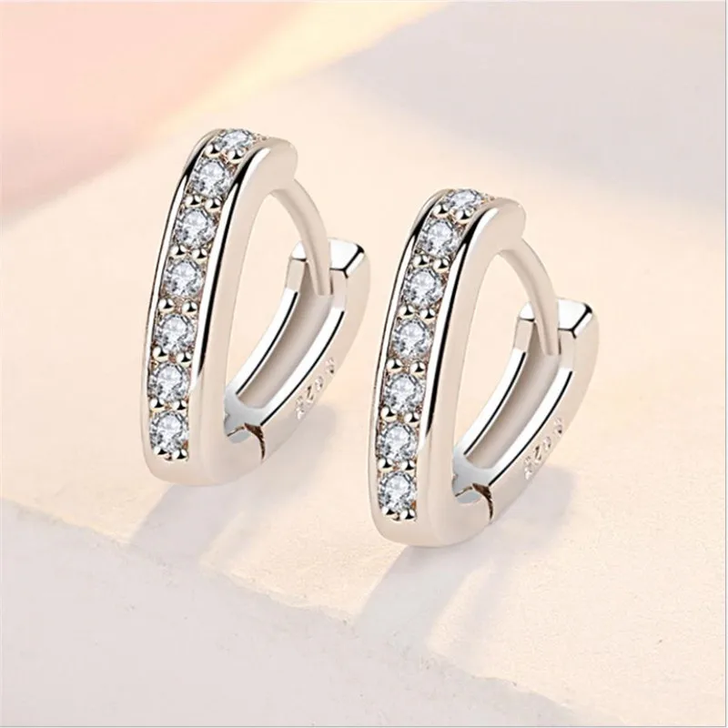 

Shiny Zircon Heart Hoop Earrings Female Jewelry Fashion 925 Sterling Silver Earring Girls Accessories Charm Lady Piercing Bijou