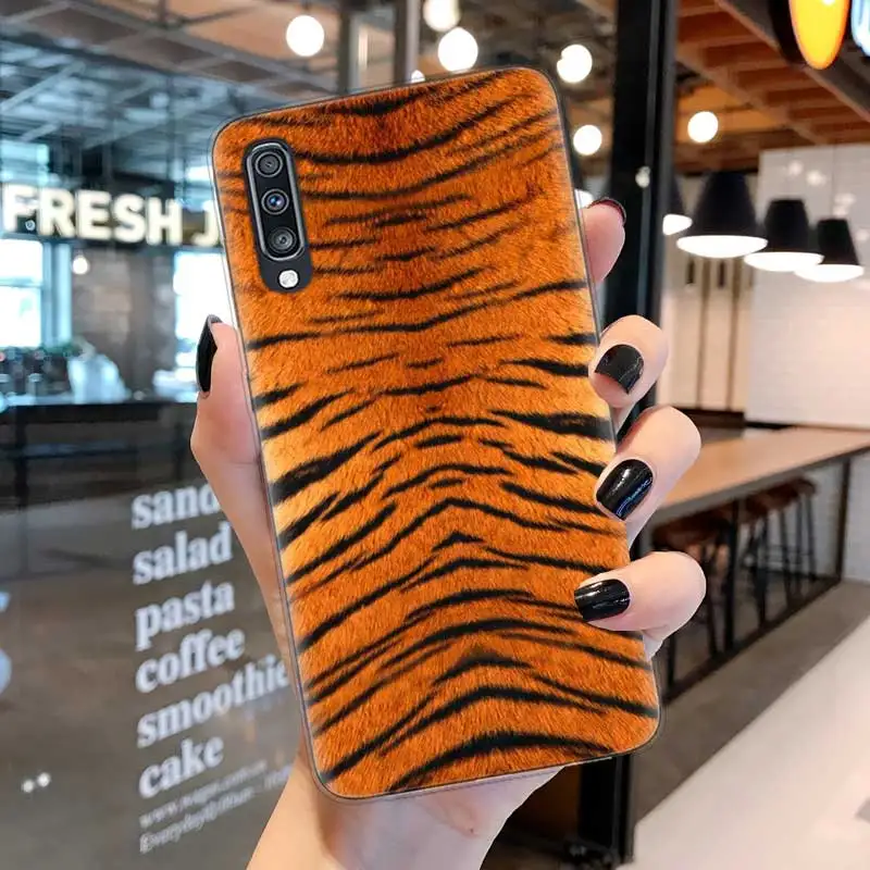 Чехол с тигровым леопардовым рисунком Пантеры для Samsung A51 A71 A52 A72 4G искусственный