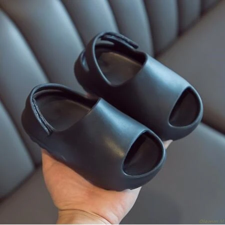 

2021 Pinkycolor cute Beach Shoes Boys Girls Waterproof Antiskid Children's Slippers Summer Bathroom Kids Slippers Soft Baby Shoe