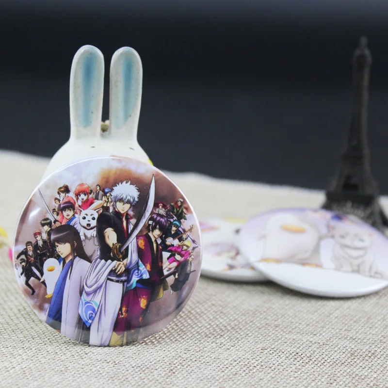 1 шт. 58 мм аниме значки Серебряная Душа значок GINTAMA Sakata Gintoki KaguraToushirou Значки |
